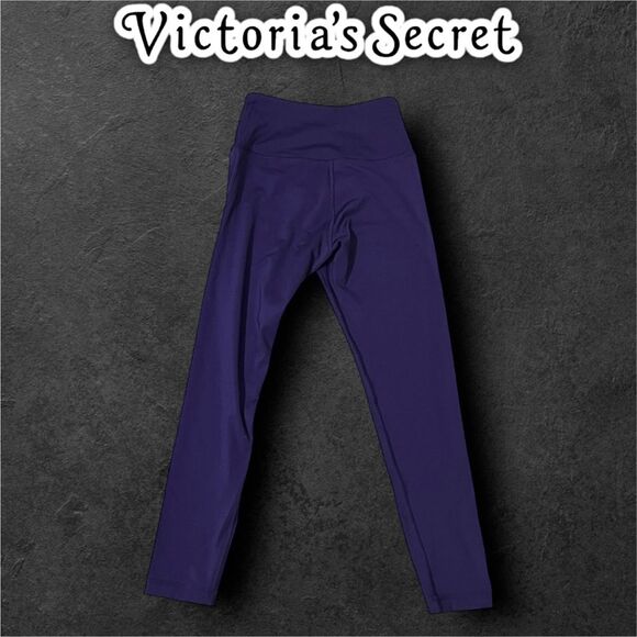 Preowned Victoria’s Secret VSX Flow Sweat On Point Soft Purple Leggings -Small - Picture 7 of 7